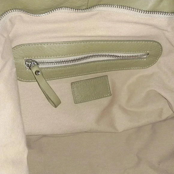 ANTONIO CRISTIANO-Light Olive Italian Leather Tote/Shoulder/Xbody-Studded-NEW - Picture 7 of 8